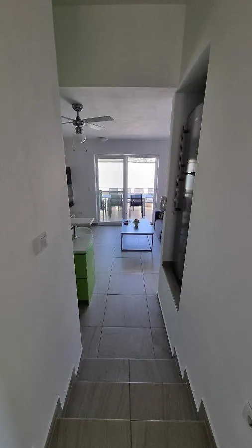 Beach Apartment Pag Town 0*,